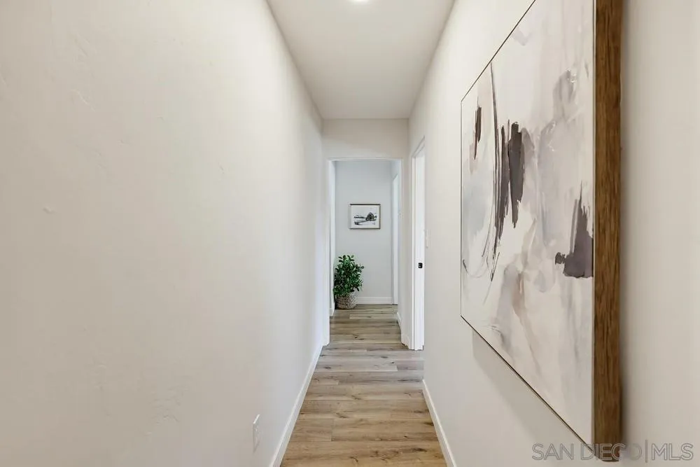 https://cdn.realtyfeed.com/cdn/127/260012518/b7d649e82fc15d3394228f5b808abb12.webp
