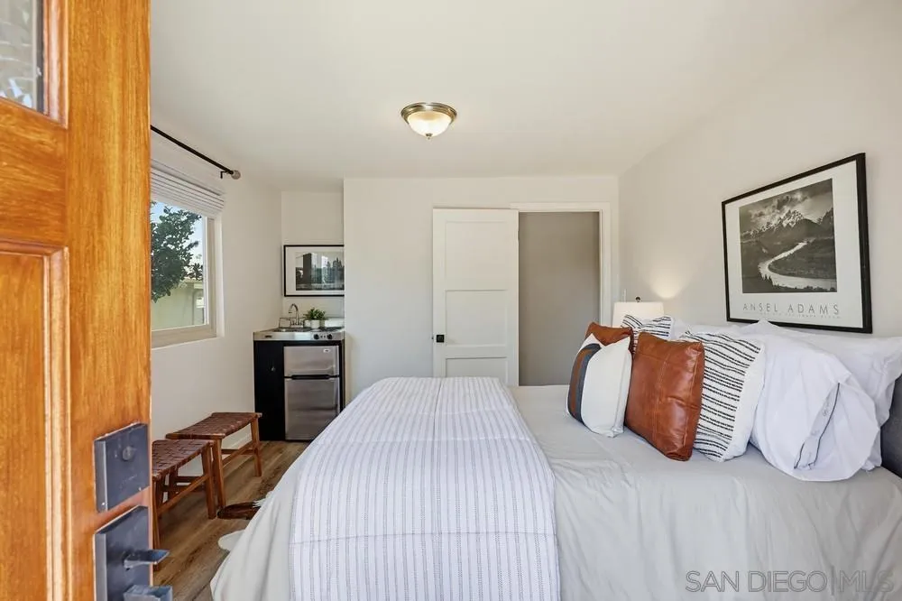 https://cdn.realtyfeed.com/cdn/127/260012518/cf5ec174b8a681c1c4ffefea40316472.webp