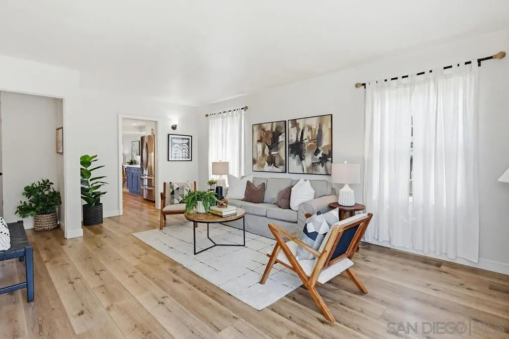 https://cdn.realtyfeed.com/cdn/127/260012518/f6ce94bcd56faa8f2b948852861e09e5.webp