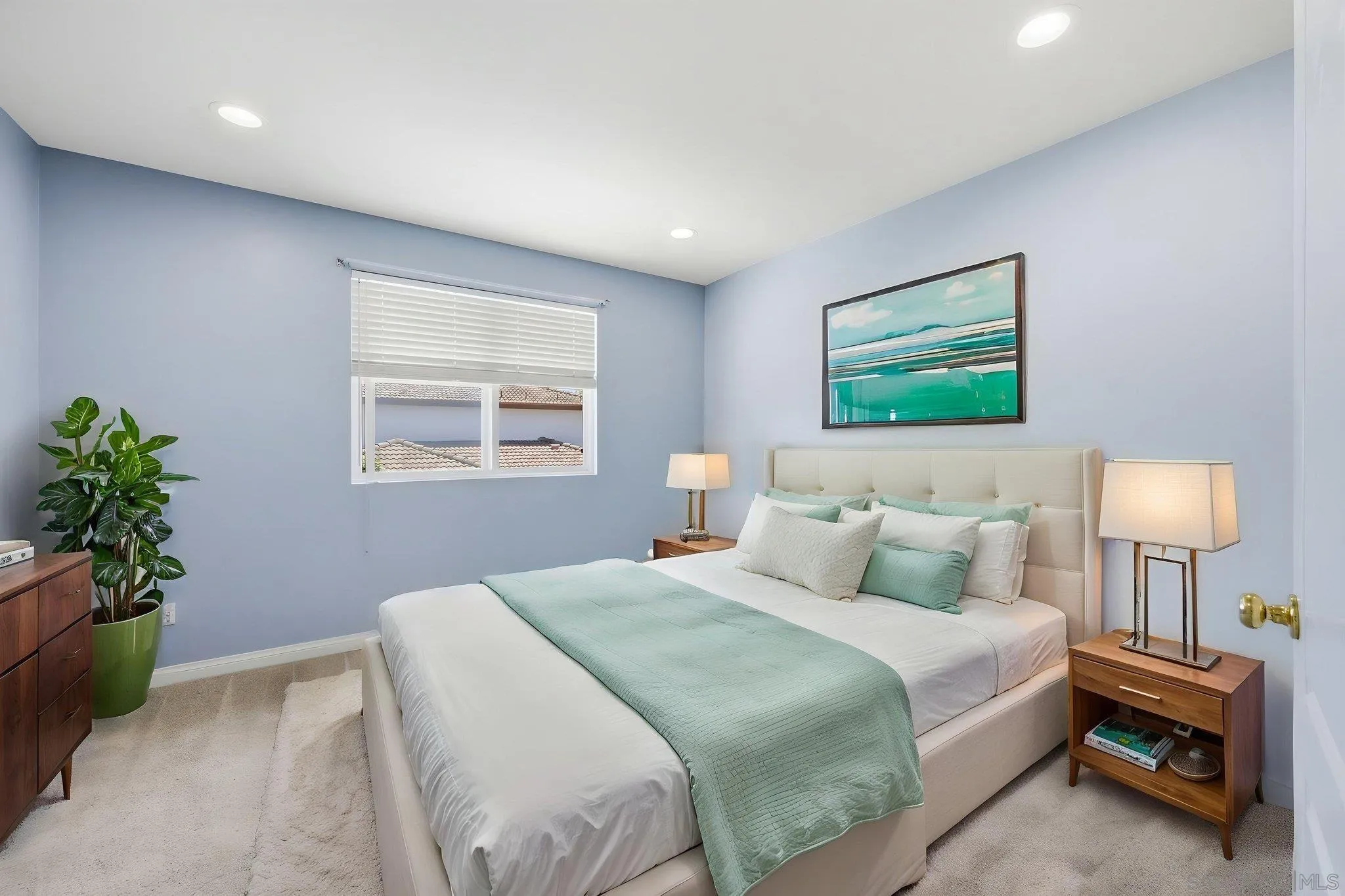 https://cdn.realtyfeed.com/cdn/127/260012522/4792049bf34fec68e921f599bd4144c7.webp