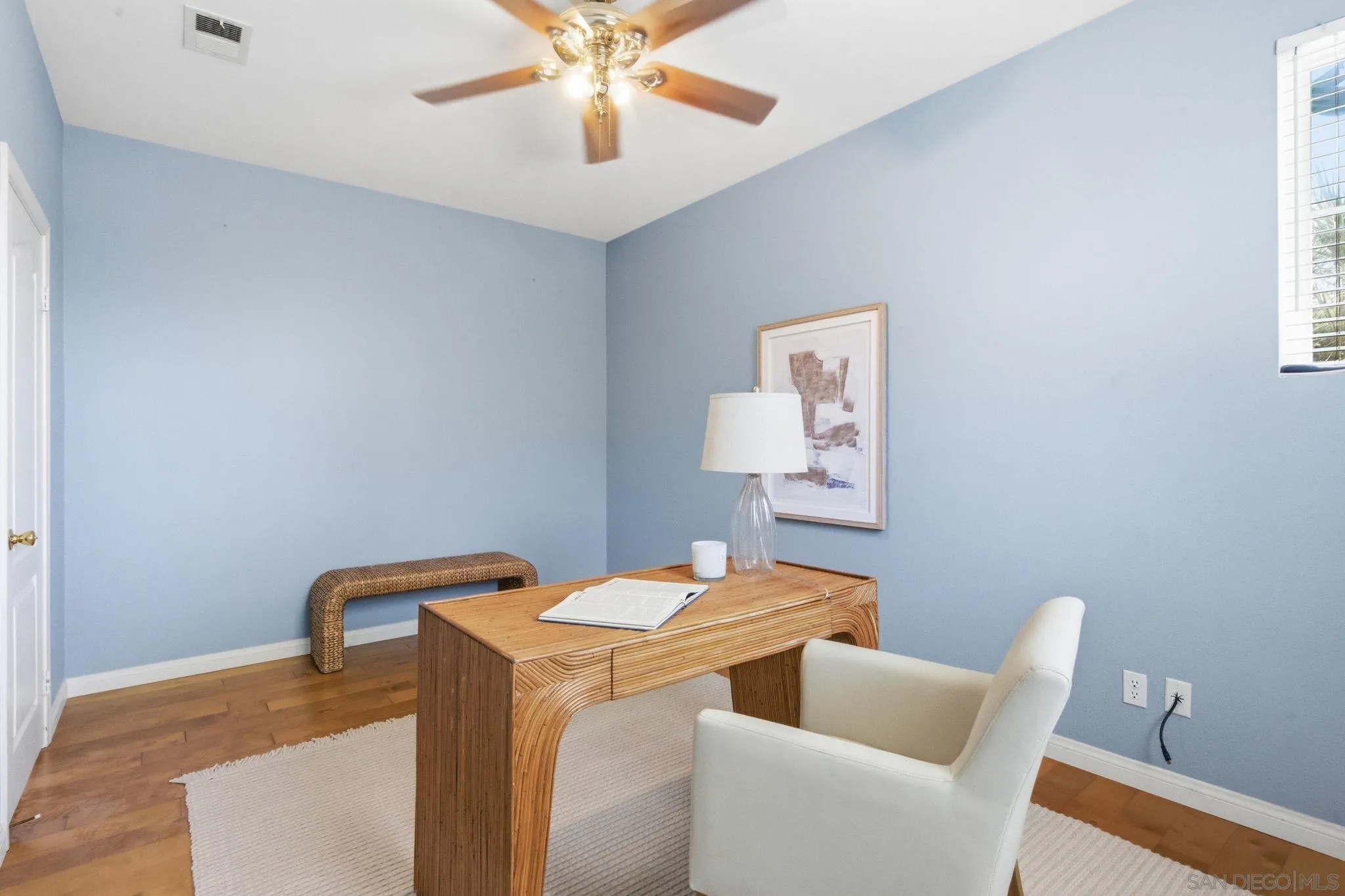 https://cdn.realtyfeed.com/cdn/127/260012522/9b868098563cb7d7aca0e25d4bff6bca.webp
