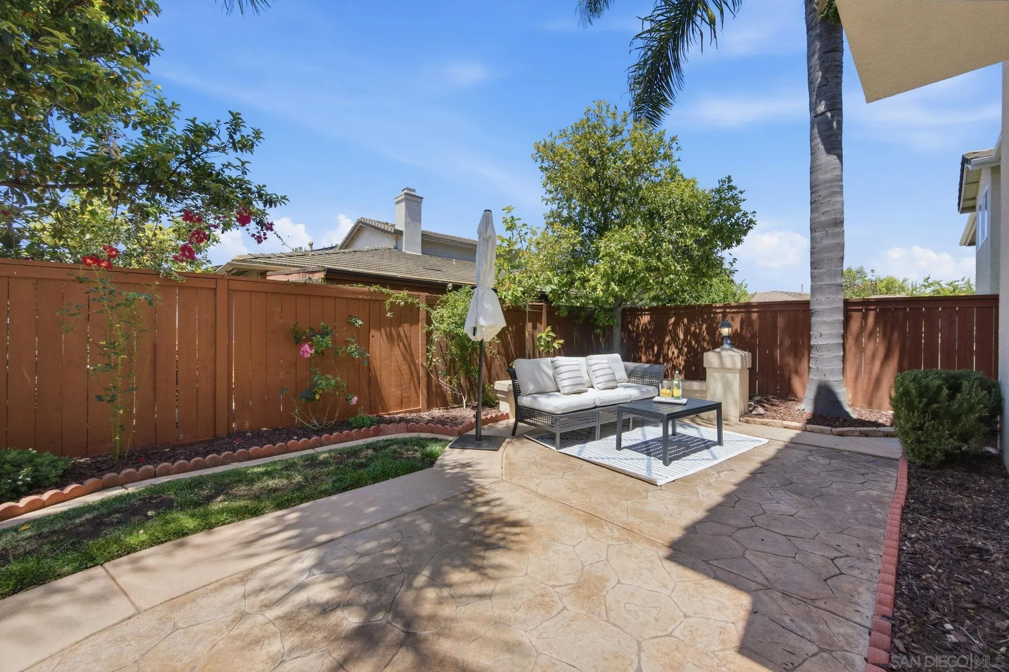 https://cdn.realtyfeed.com/cdn/127/260012522/d74c715d4bcb65ba77b8aa0b6a4c5e2d.webp