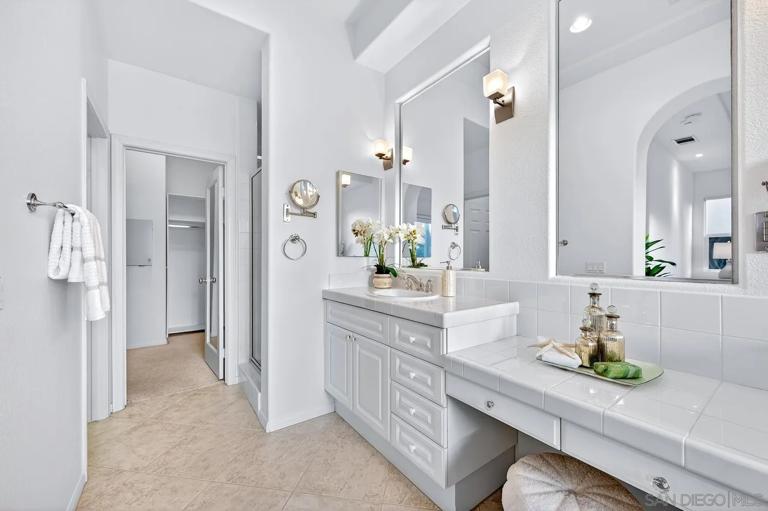 https://cdn.realtyfeed.com/cdn/127/260012523/6bd2d9dd9dfa6f81f2daa63b2954e49c.webp
