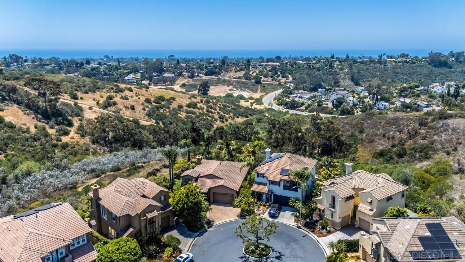 https://cdn.realtyfeed.com/cdn/127/260012523/6df4b139d91880c074961b21d920fa73.webp
