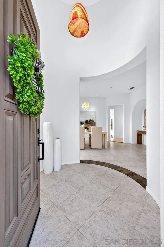 https://cdn.realtyfeed.com/cdn/127/260012523/e471f0e6dbfb84ba7bf874aa218af87c.webp