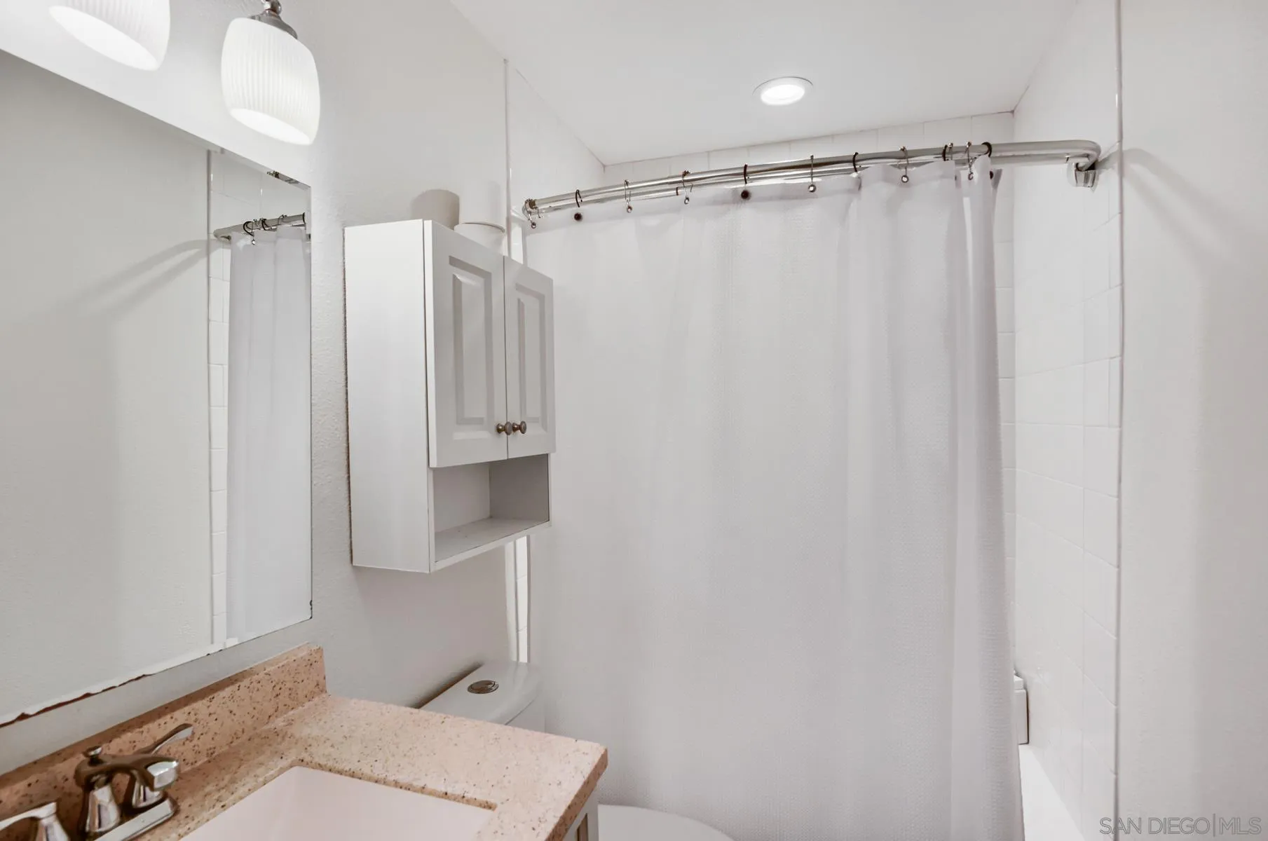 Photo #13: 260012525 Listing: Photo #13