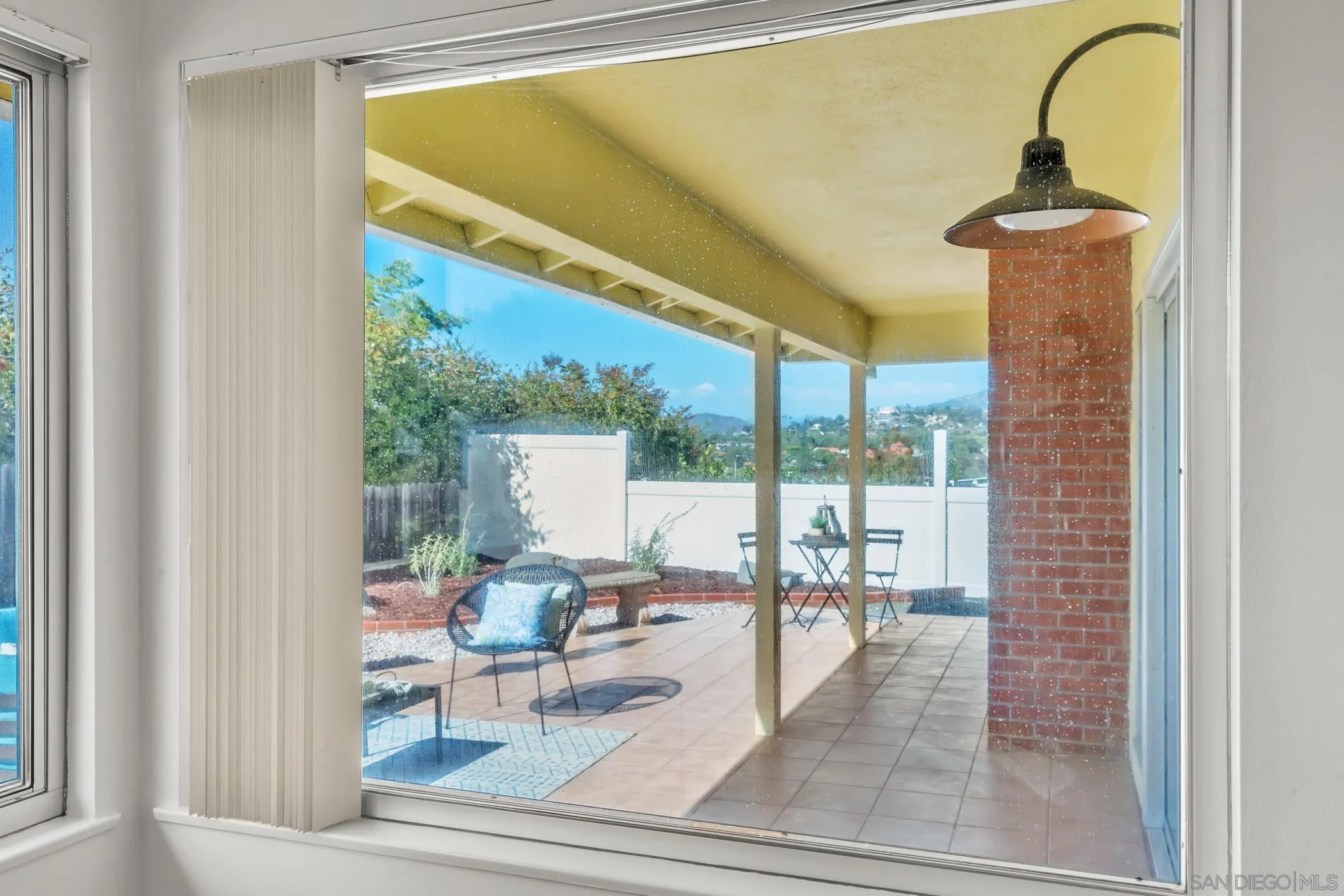 https://cdn.realtyfeed.com/cdn/127/260012526/6297ee8018462b6651153c994a88fa8a.webp