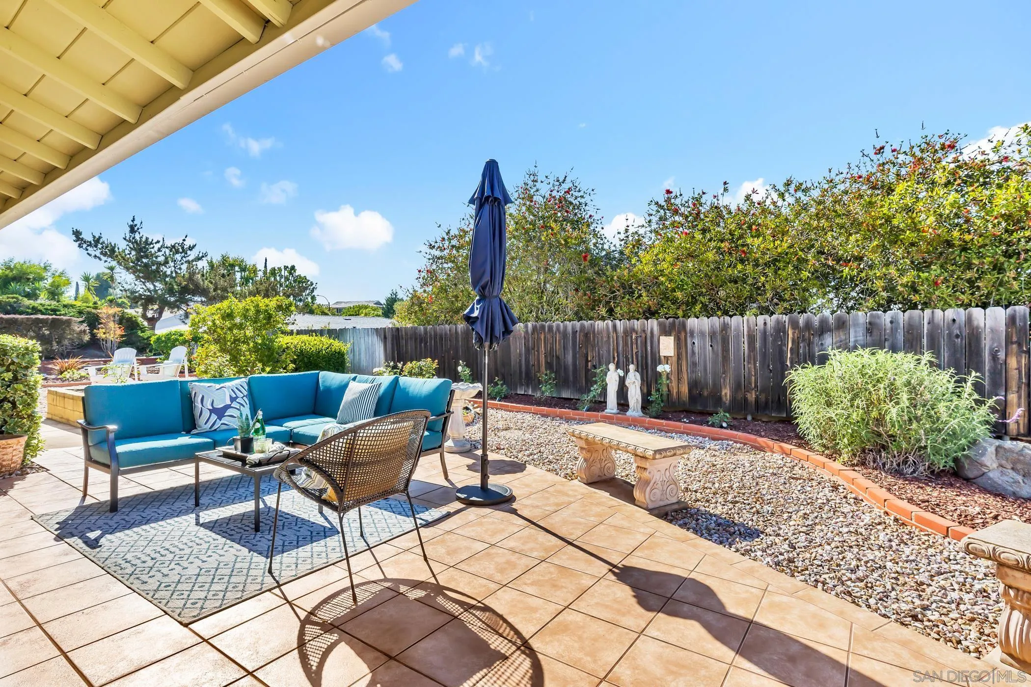 https://cdn.realtyfeed.com/cdn/127/260012526/b9ac717e90a62c6cb55e375b3ec12dc1.webp