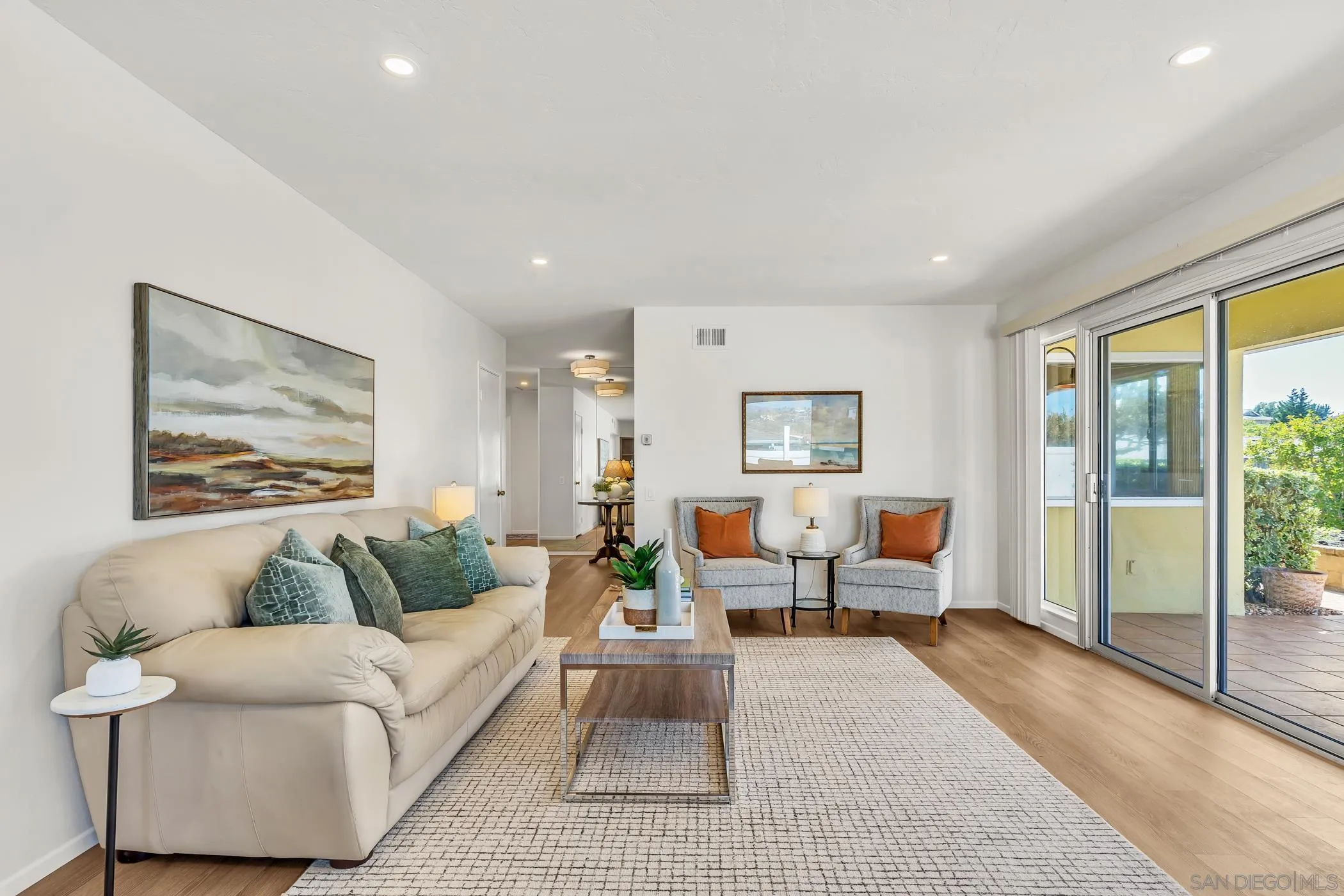 https://cdn.realtyfeed.com/cdn/127/260012526/bd1318774e69aa2a5335df243f0d61c7.webp
