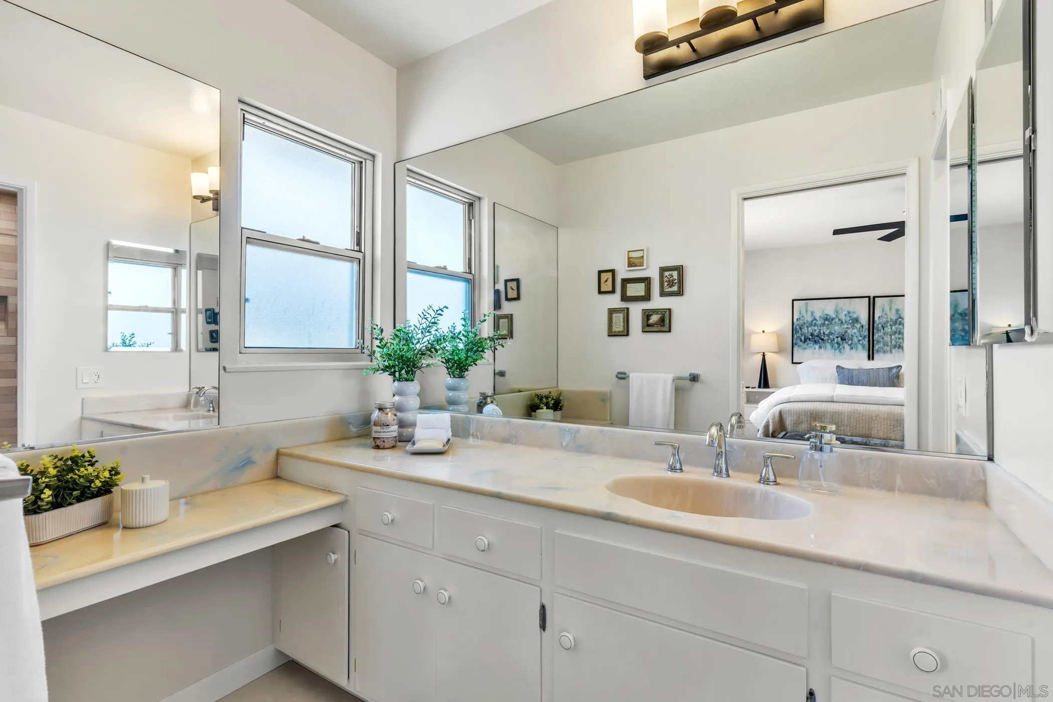 https://cdn.realtyfeed.com/cdn/127/260012526/cbc6523b26f5fbeb9b310f86dadf7d00.webp
