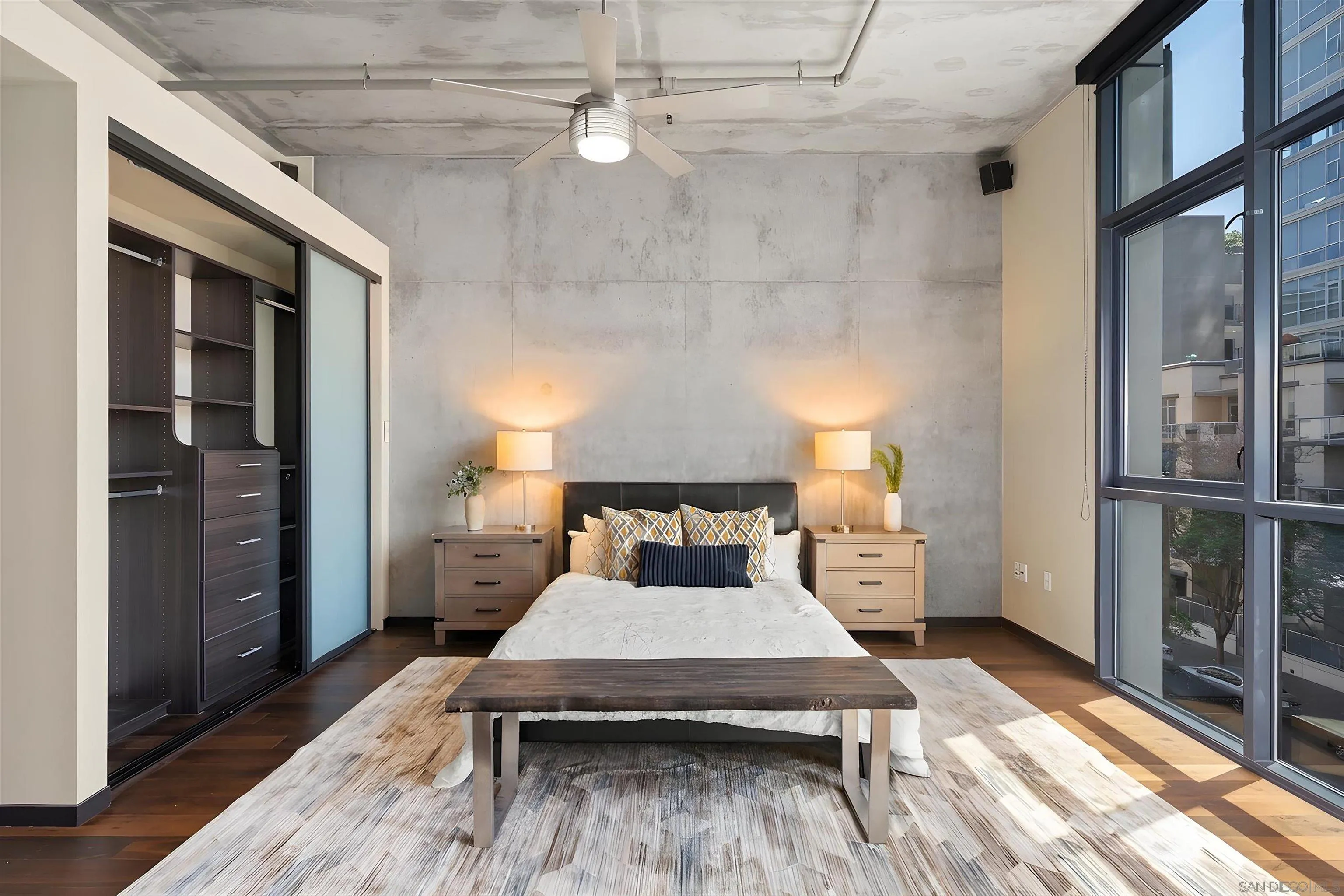 https://cdn.realtyfeed.com/cdn/127/260012529/827bf080ac1cc95f9a5a9d8e57e96921.webp