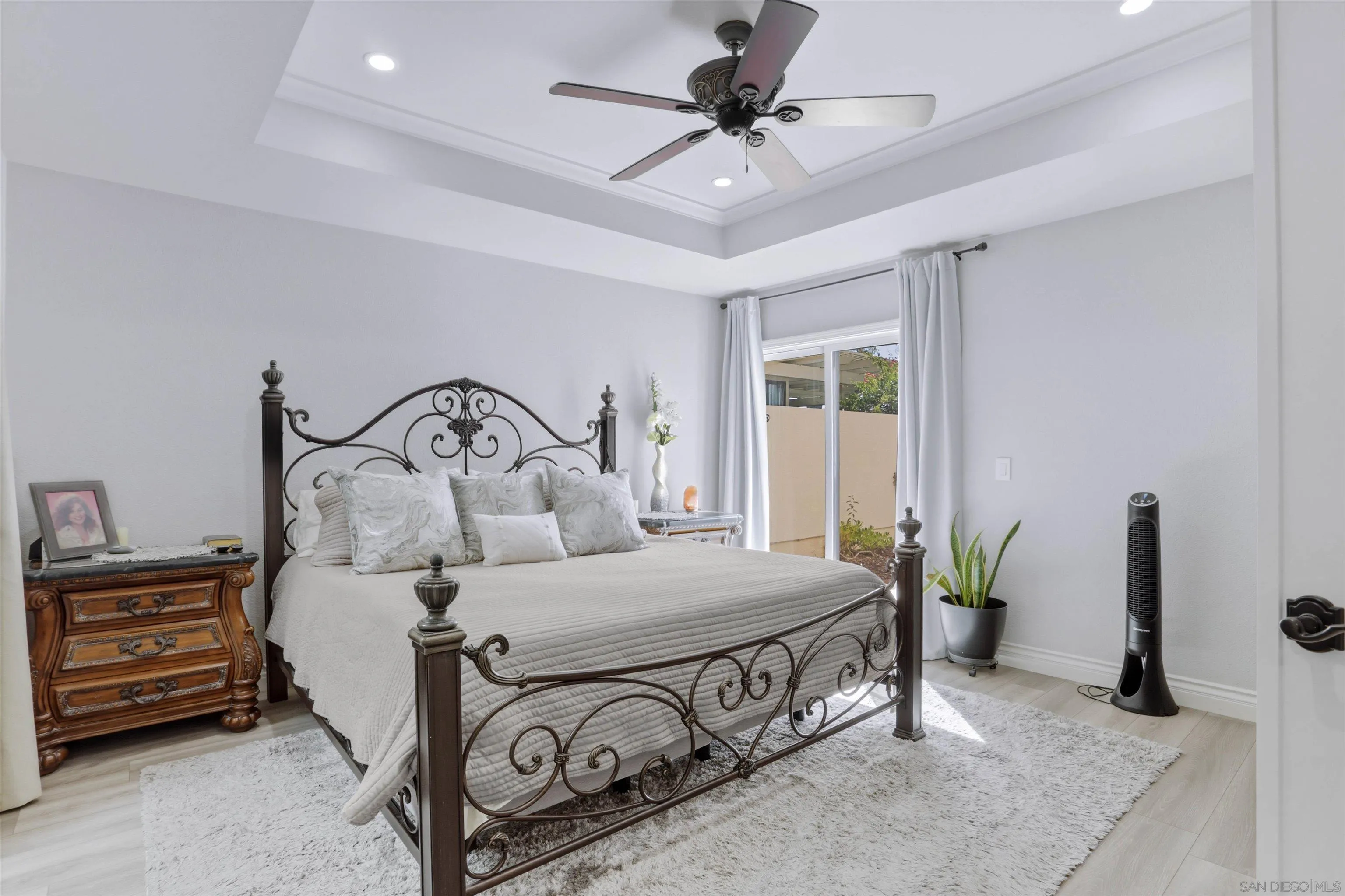 https://cdn.realtyfeed.com/cdn/127/260012530/a590fd4c07a610d28a1d60d8f2dbe27a.webp