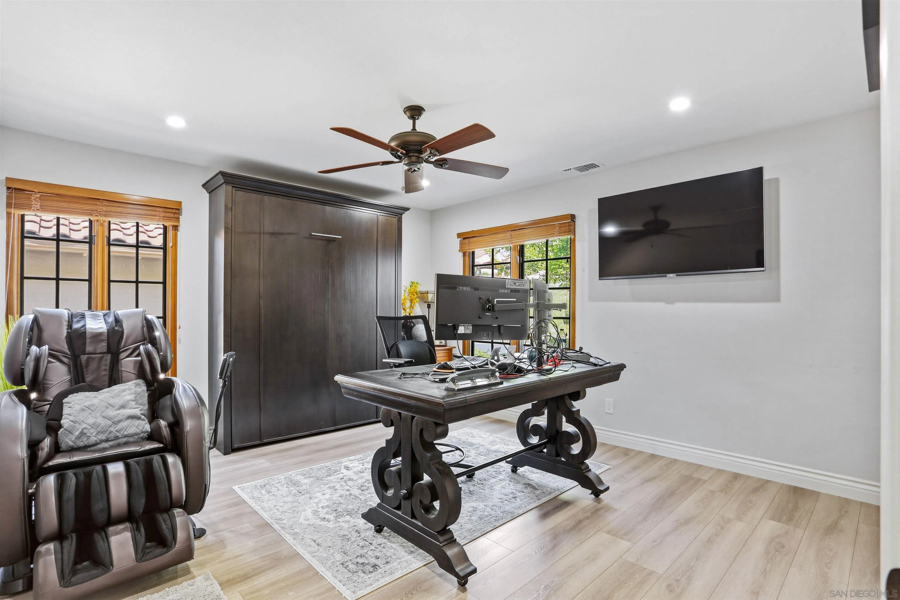 https://cdn.realtyfeed.com/cdn/127/260012530/d7df1cc43319c95780bb4622ad97d6af.webp
