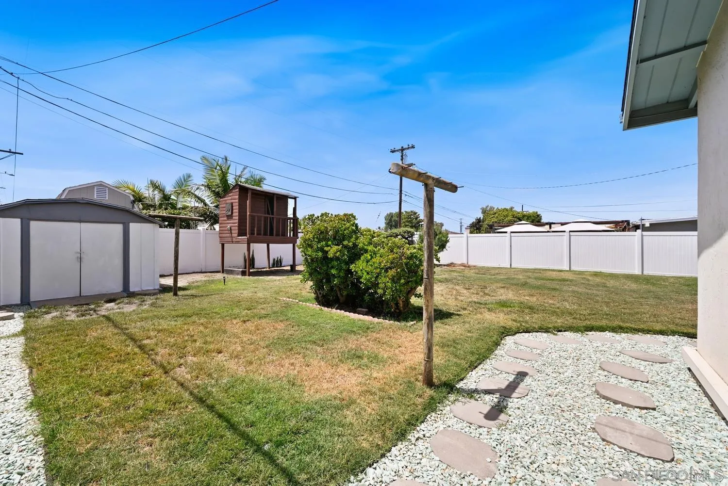 https://cdn.realtyfeed.com/cdn/127/260012532/ea14dc112cbd29361314d3950f8f6e67.webp