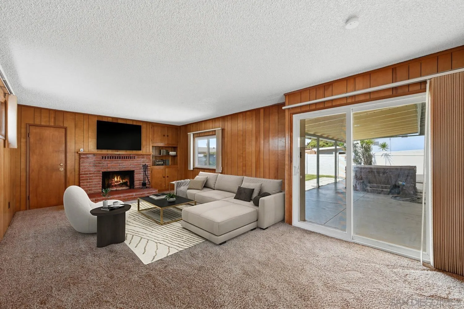 https://cdn.realtyfeed.com/cdn/127/260012532/eb811618e36d537709a9bb99987cd299.webp