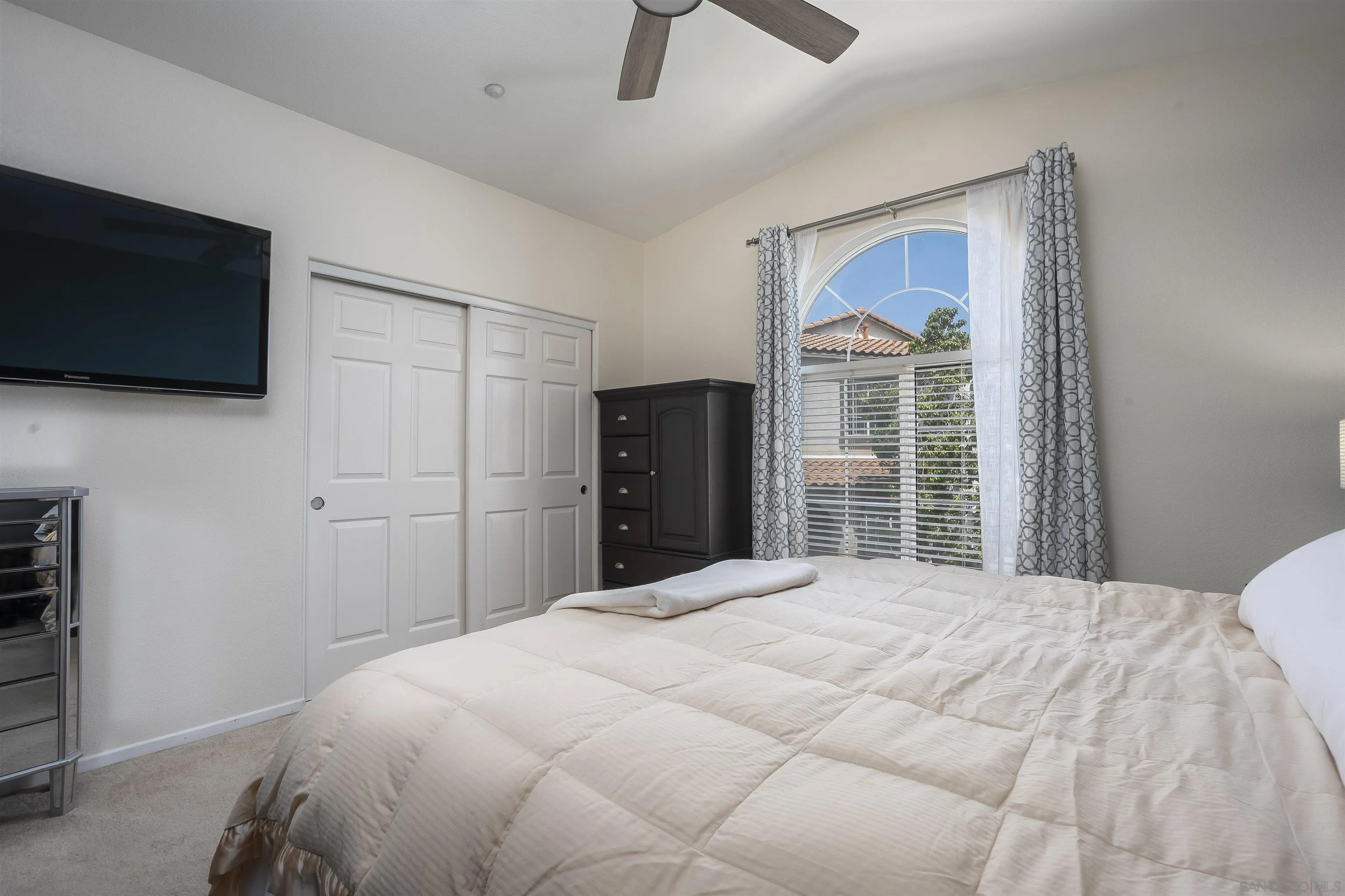 Photo #11: 260012535 Listing: Photo #11