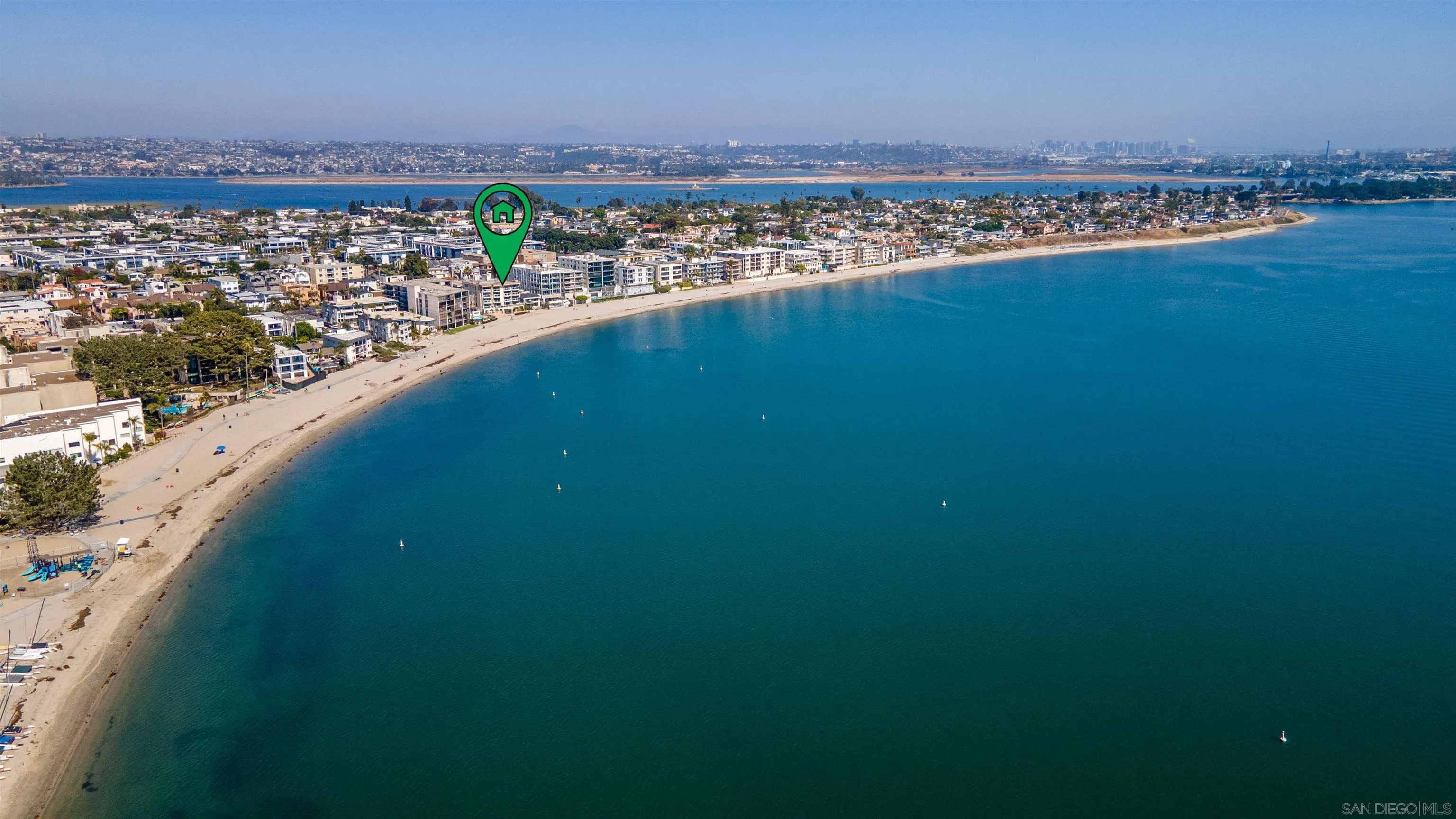 https://cdn.realtyfeed.com/cdn/127/260012536/daf64fac1fa74b3586c9ab5b3885b06a.webp