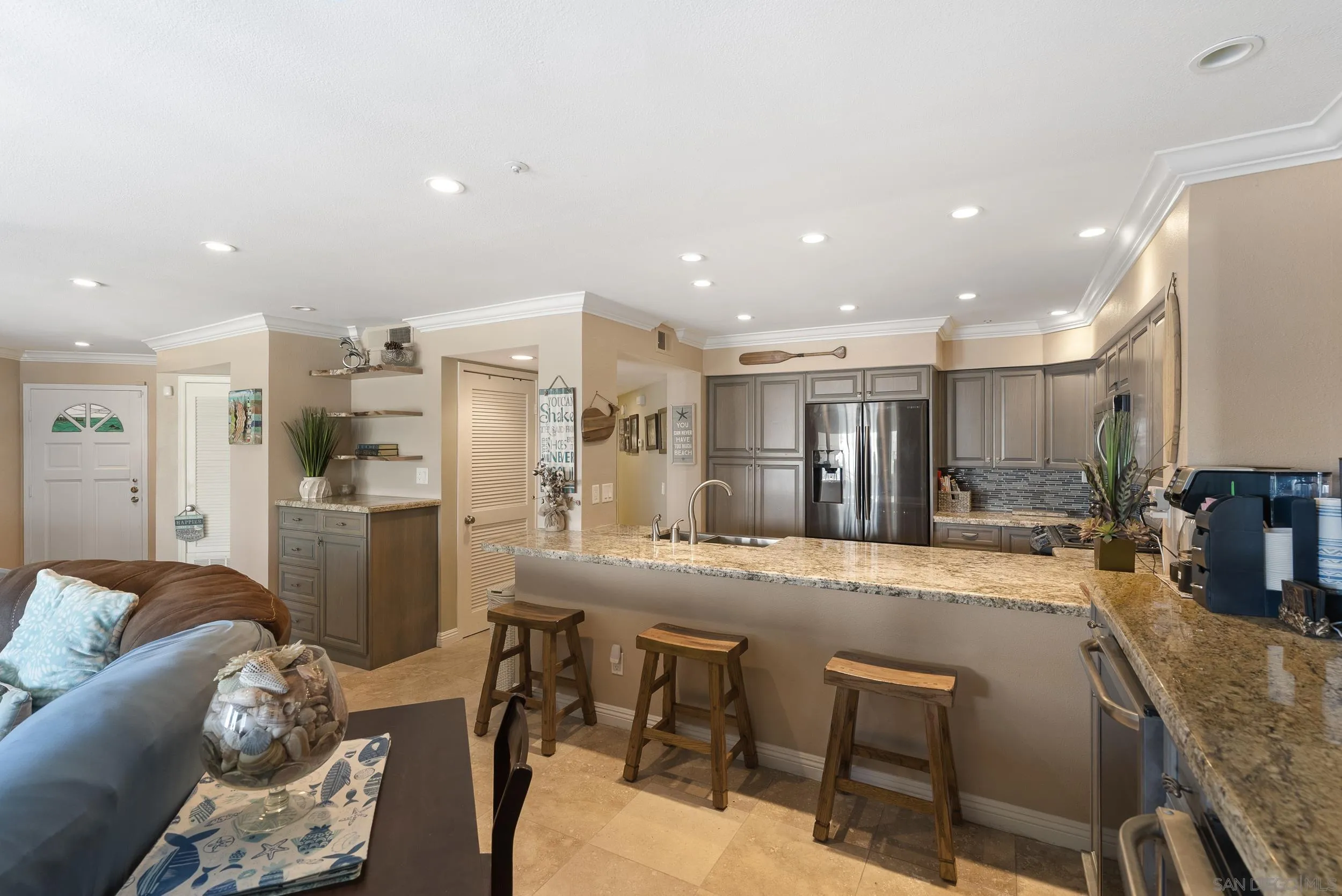 Photo #12: 260012537 Listing: Photo #12