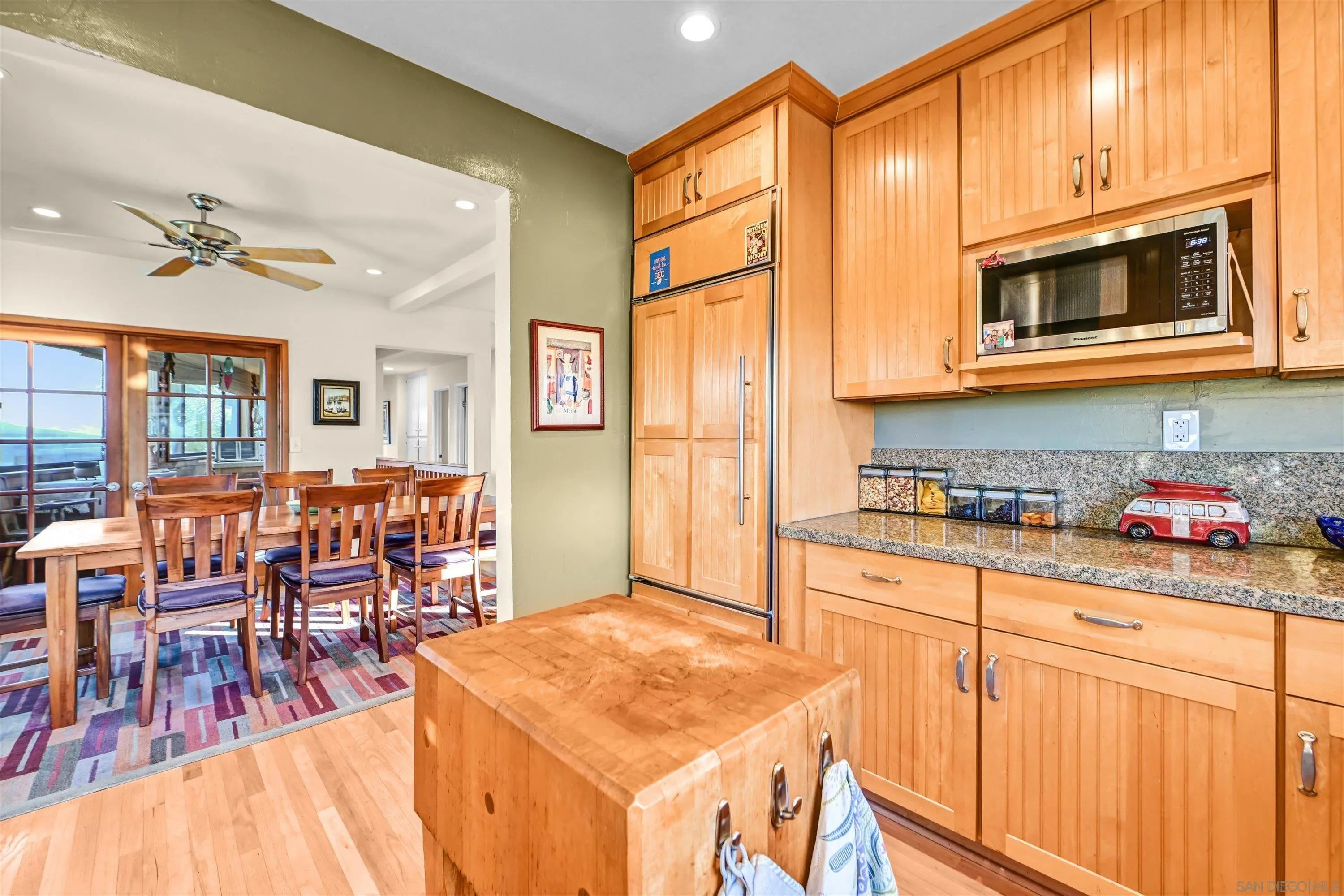 https://cdn.realtyfeed.com/cdn/127/260012538/0ba10e84d47739e7ddc8bec0a9432096.webp