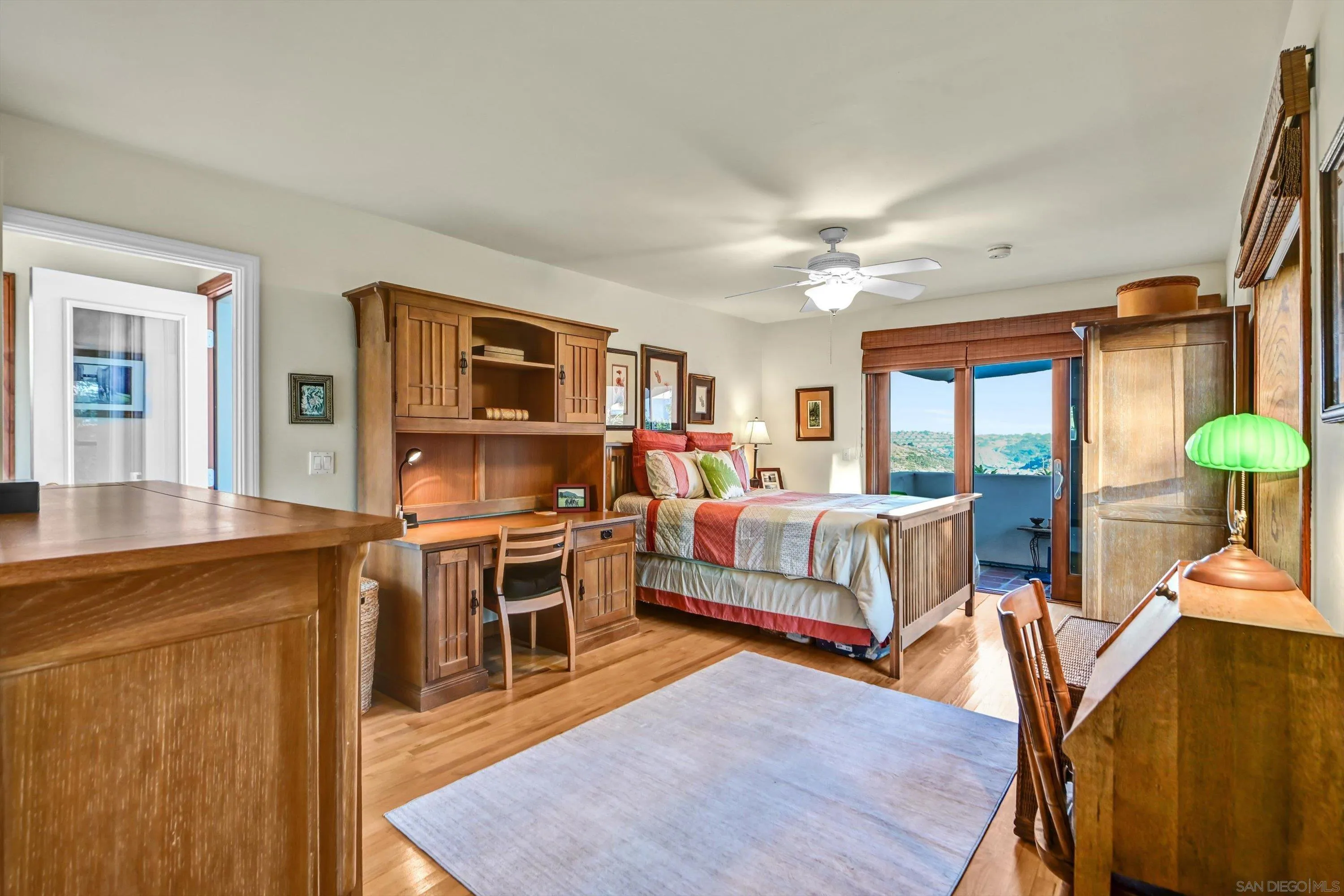https://cdn.realtyfeed.com/cdn/127/260012538/34ec2a77b8ad0604d38025b50c0724fd.webp