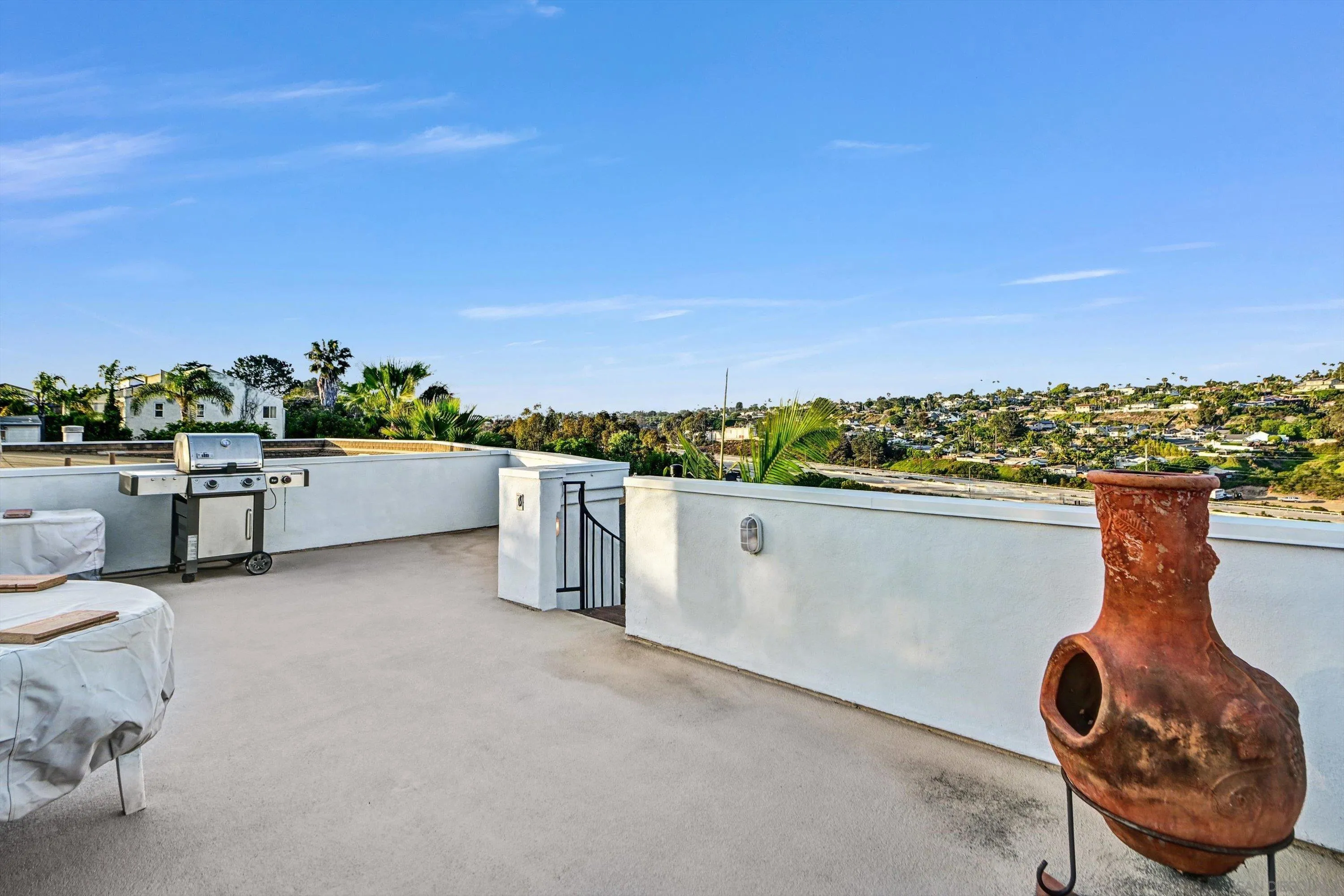https://cdn.realtyfeed.com/cdn/127/260012538/8848a30385ba7ead77fedc7e3eb994b6.webp