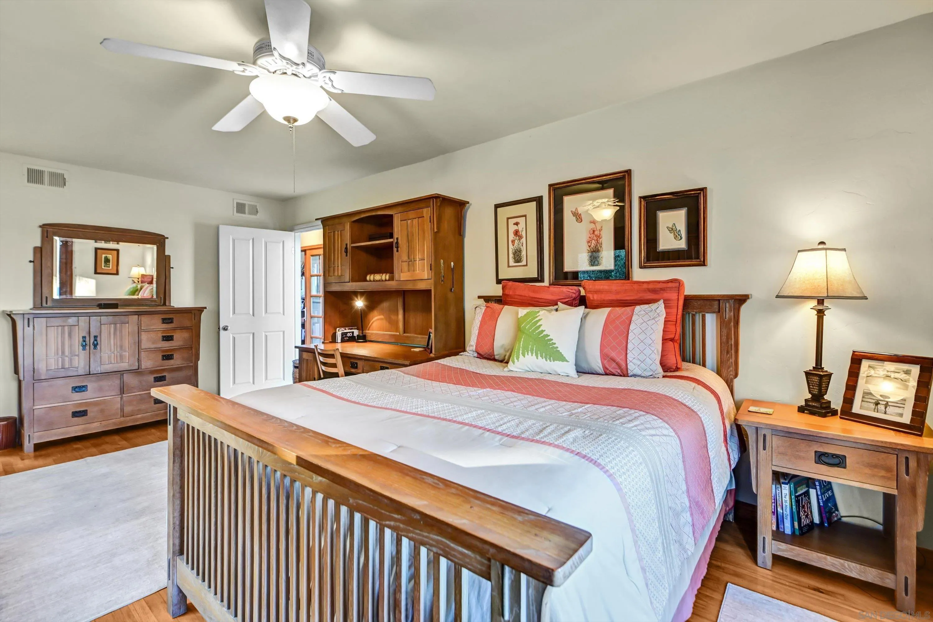https://cdn.realtyfeed.com/cdn/127/260012538/cfdf9a76fbc58efbe4707ff3814ba68f.webp