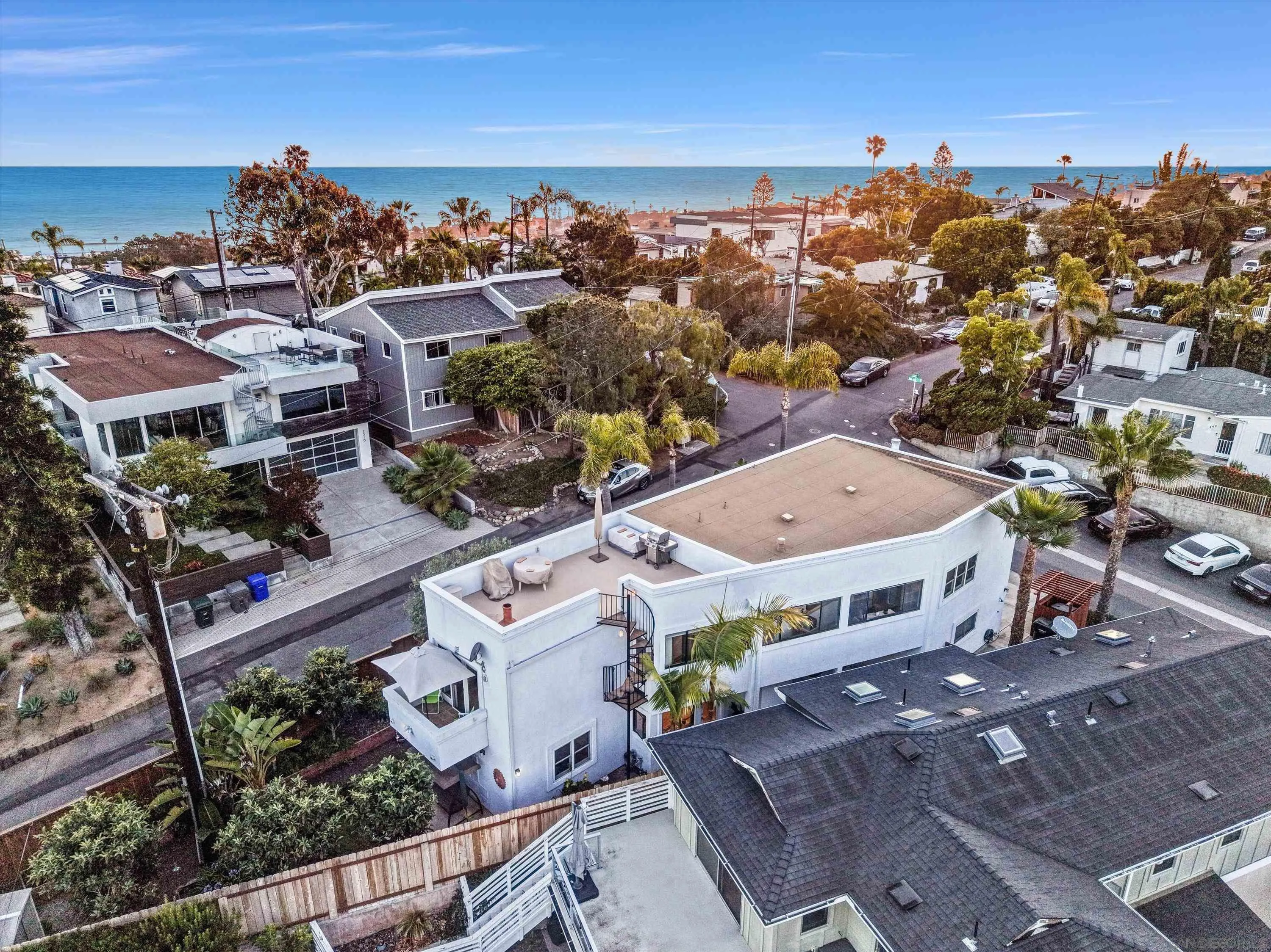 https://cdn.realtyfeed.com/cdn/127/260012538/ef269074432a362030dff81ef24f6175.webp