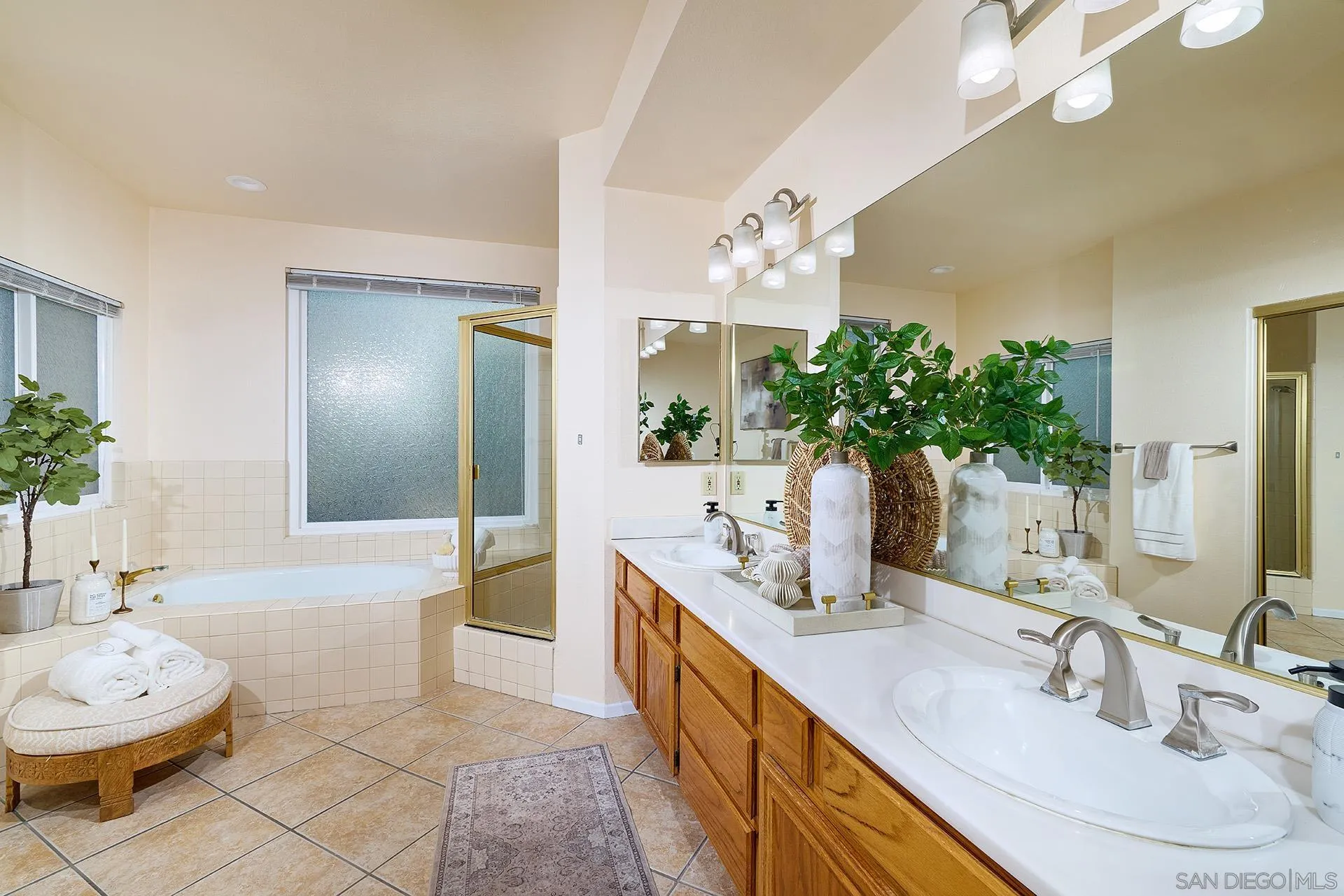 Photo #35: 260012539 Listing: Photo #35