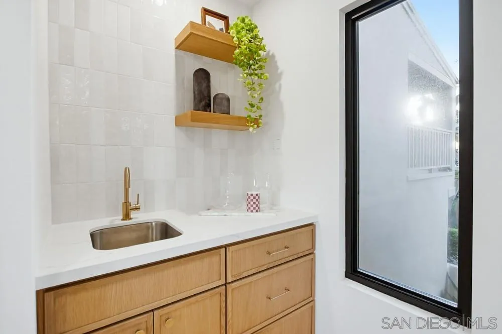 Photo #13: 260012541 Listing: Photo #13