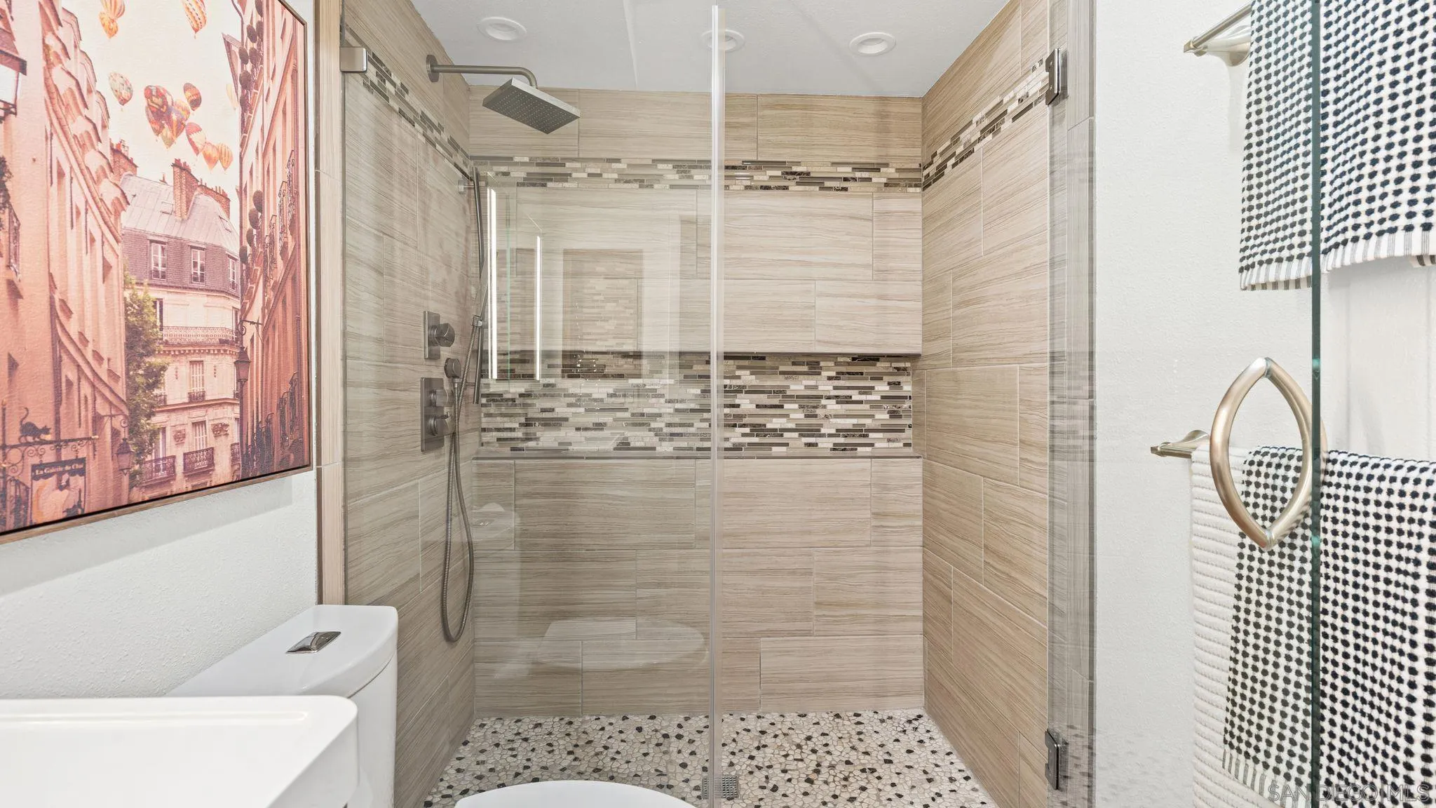 https://cdn.realtyfeed.com/cdn/127/260012543/f04f3044eb7bf12ac76abb25b3545ac6.webp