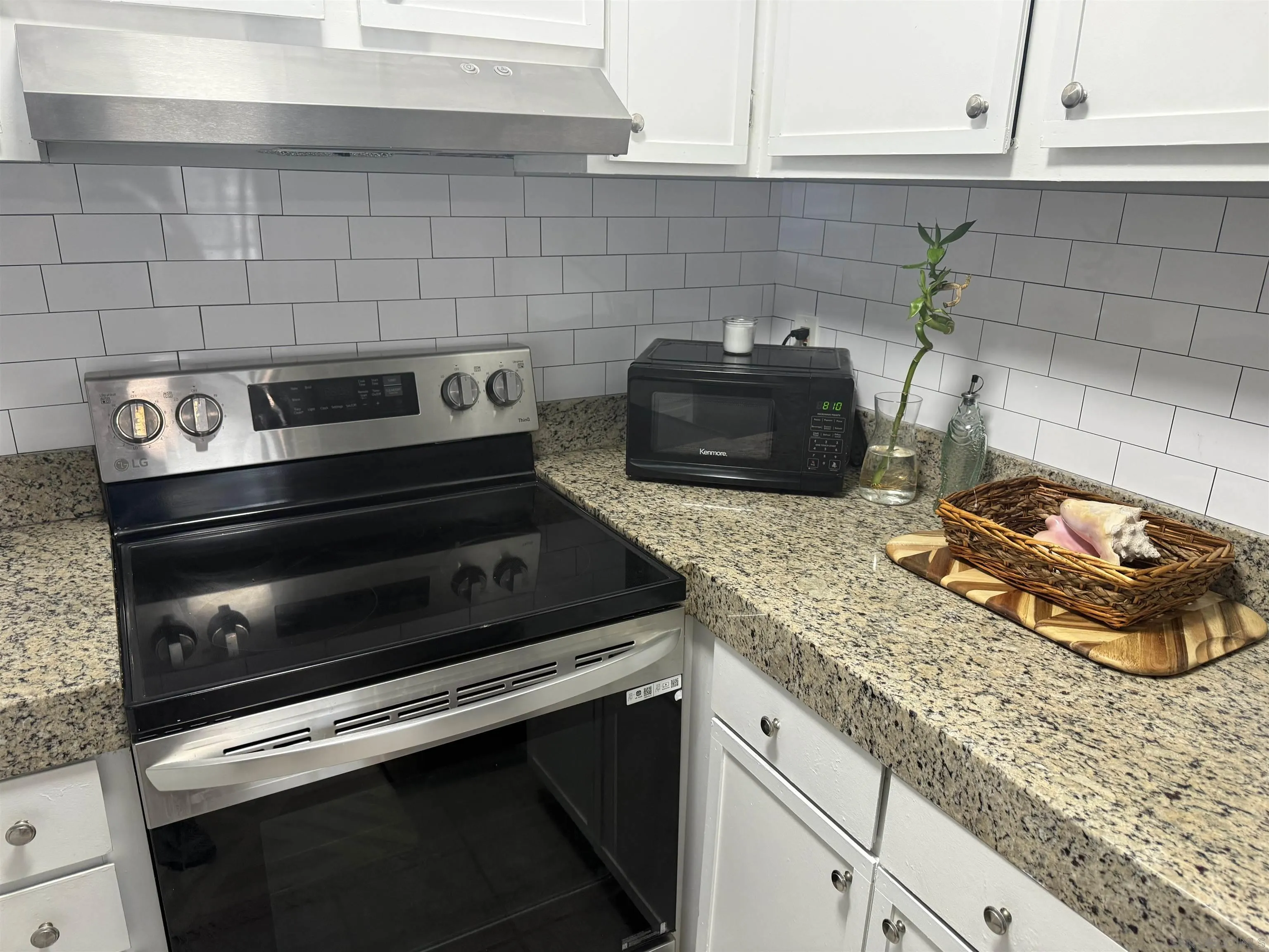 https://cdn.realtyfeed.com/cdn/127/260012545/ce184e4286d97ad4e60c7281fed90b10.webp
