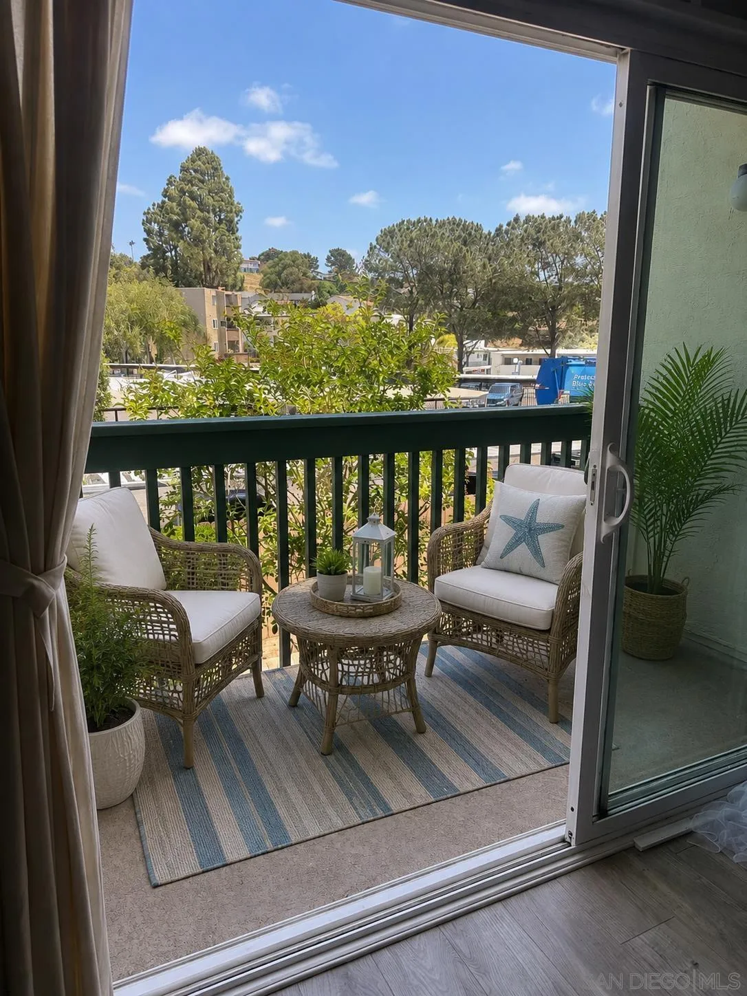 https://cdn.realtyfeed.com/cdn/127/260012545/e3ff196b59840b10fdd351dd704a28aa.webp