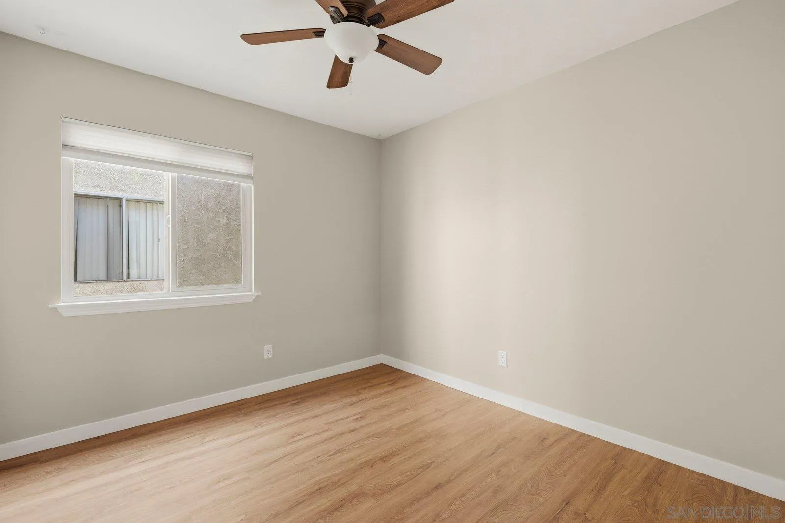 Photo #13: 260012546 Listing: Photo #13