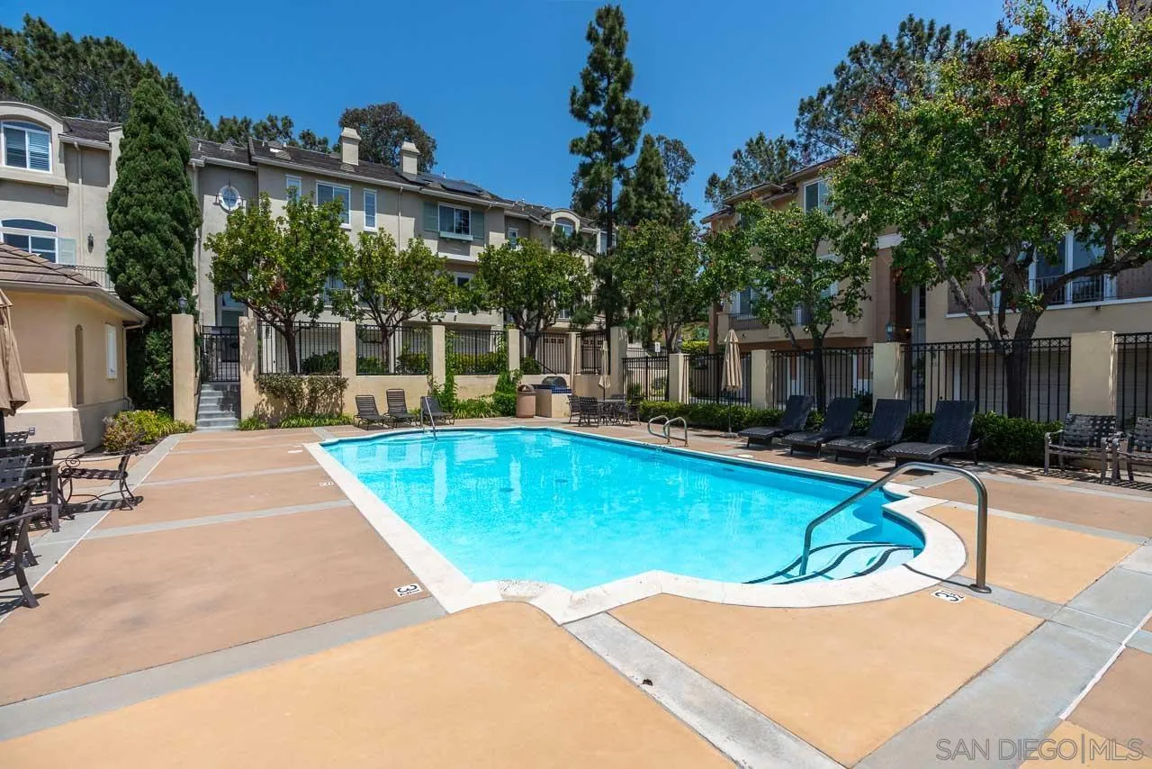 https://cdn.realtyfeed.com/cdn/127/260012547/64ae2171c2af12775367c62a86d2569b.webp