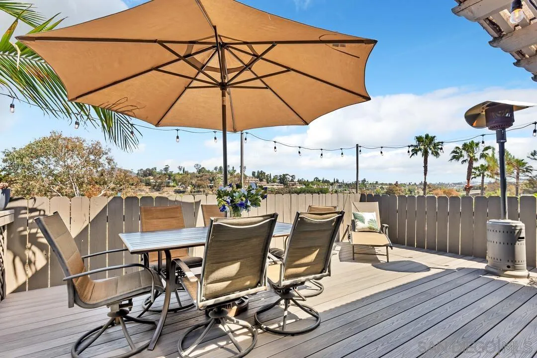 https://cdn.realtyfeed.com/cdn/127/260012550/2527eed11c65cf94fe13fbcbfcb9fd8c.webp