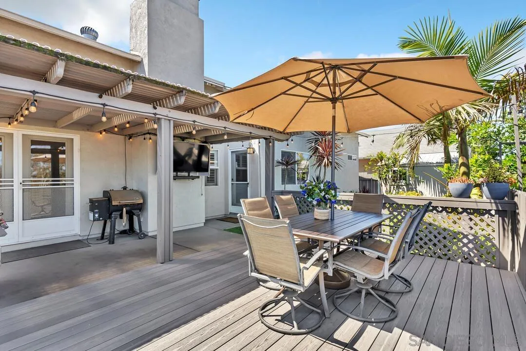 https://cdn.realtyfeed.com/cdn/127/260012550/4f7338f491c9ad399bd2839647e4a24f.webp