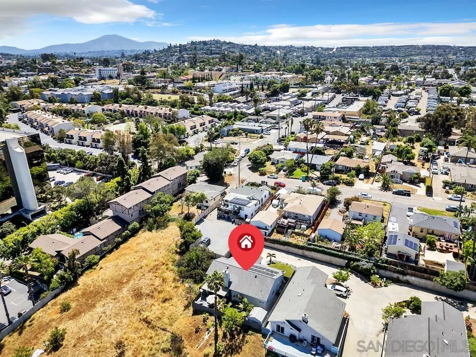 https://cdn.realtyfeed.com/cdn/127/260012550/5d4ed3b09bcc8414e70ceb9694cb2ae3.webp