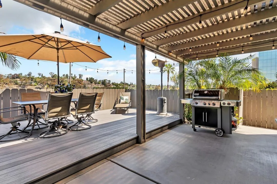 https://cdn.realtyfeed.com/cdn/127/260012550/632e2e231bc9126e76be296869728d73.webp