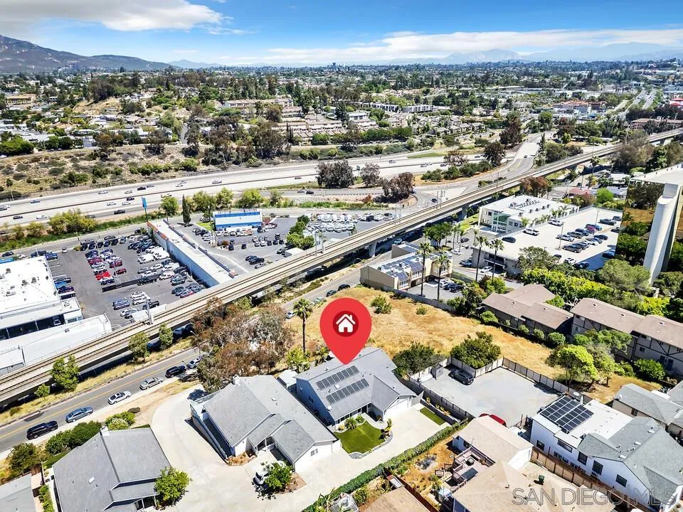 https://cdn.realtyfeed.com/cdn/127/260012550/7a143f79cc1932f4585e6166a44bfd7d.webp