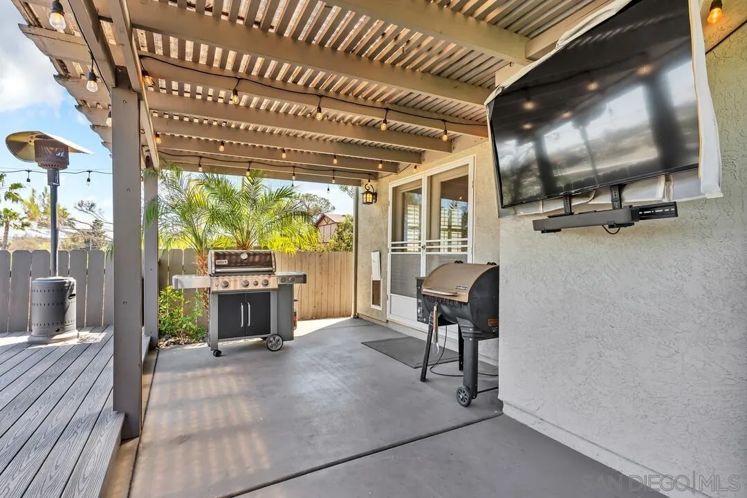 https://cdn.realtyfeed.com/cdn/127/260012550/ac414b148140f71e26cedbd5078aa9d0.webp