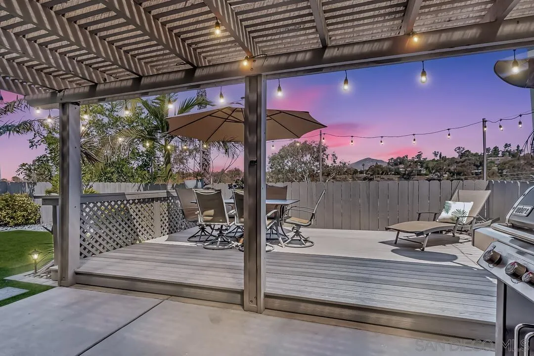 https://cdn.realtyfeed.com/cdn/127/260012550/c0df0fd4cdf71aec1480decdee94092f.webp