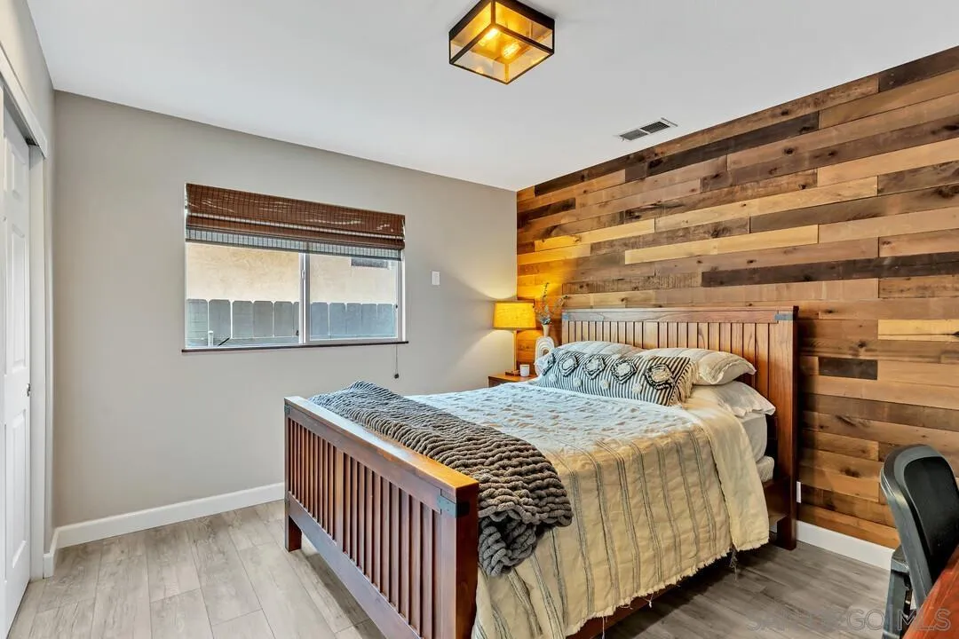 https://cdn.realtyfeed.com/cdn/127/260012550/ca86db63105d0ae22f32e0b4df6275bf.webp