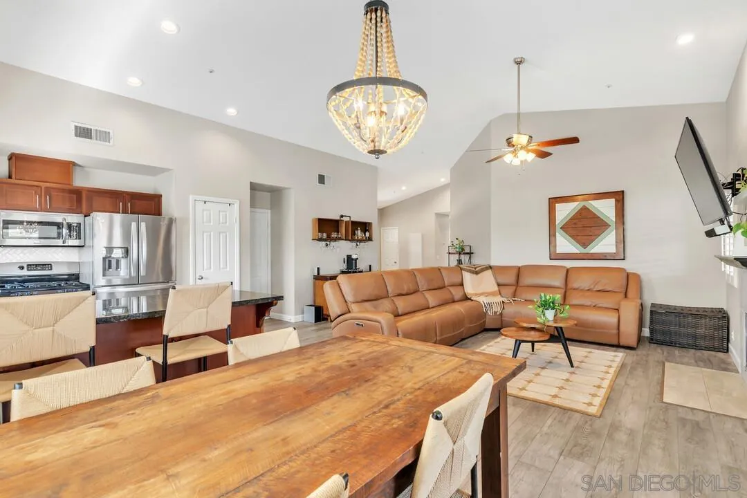 https://cdn.realtyfeed.com/cdn/127/260012550/f4801753a02cc09f7e103eb319567aeb.webp