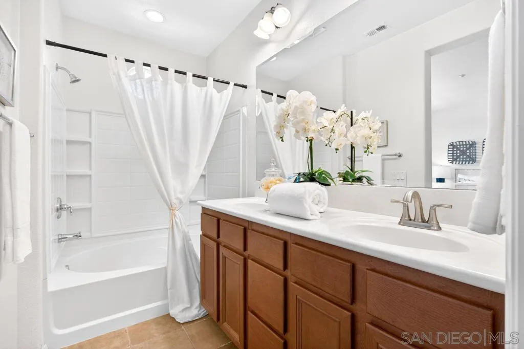 https://cdn.realtyfeed.com/cdn/127/260012551/25ec805bd9c5f792d5ed977cbbd35b7a.webp
