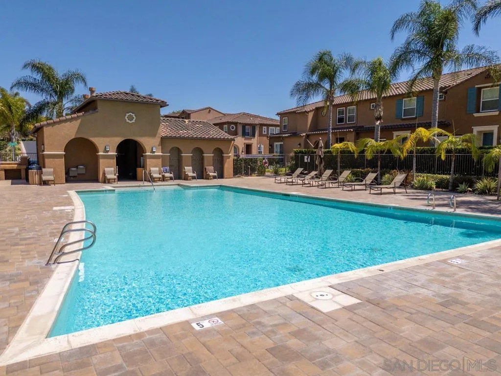 https://cdn.realtyfeed.com/cdn/127/260012551/3a0df92d237145bce8b06df01639af16.webp