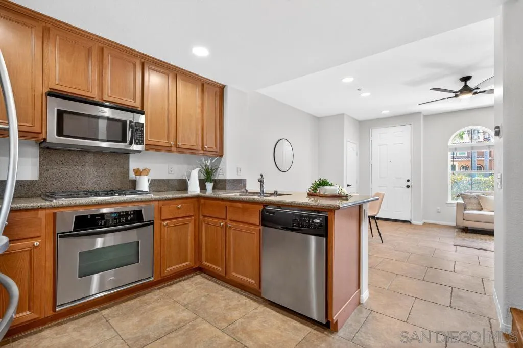 https://cdn.realtyfeed.com/cdn/127/260012551/4d8641d45e22109ad0b95a286d514414.webp