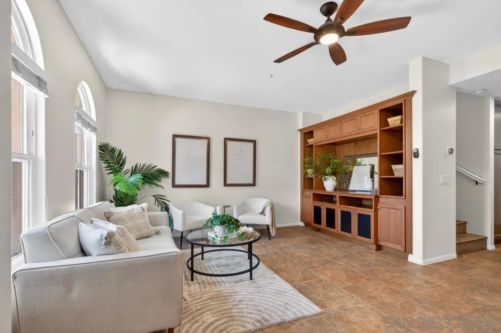 https://cdn.realtyfeed.com/cdn/127/260012551/915cb81e97fab44f4252e4586fa7ccf6.webp