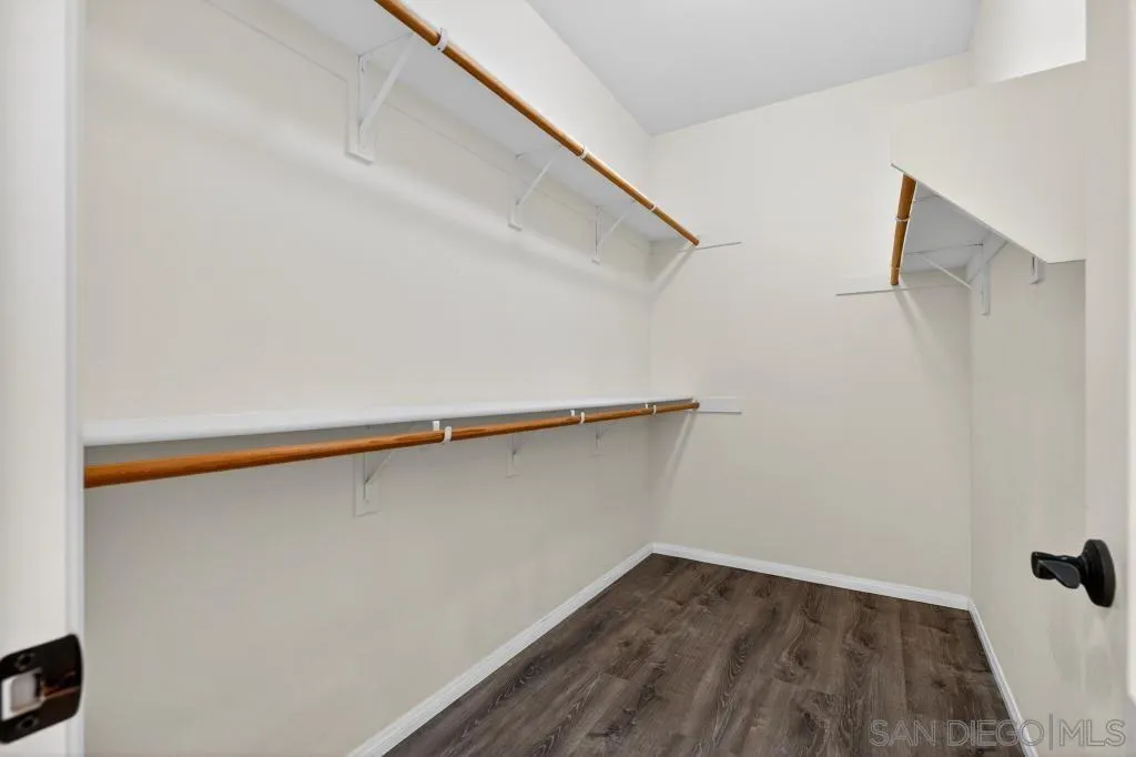https://cdn.realtyfeed.com/cdn/127/260012551/c61364111c3ac10baa298b38cb3aec89.webp