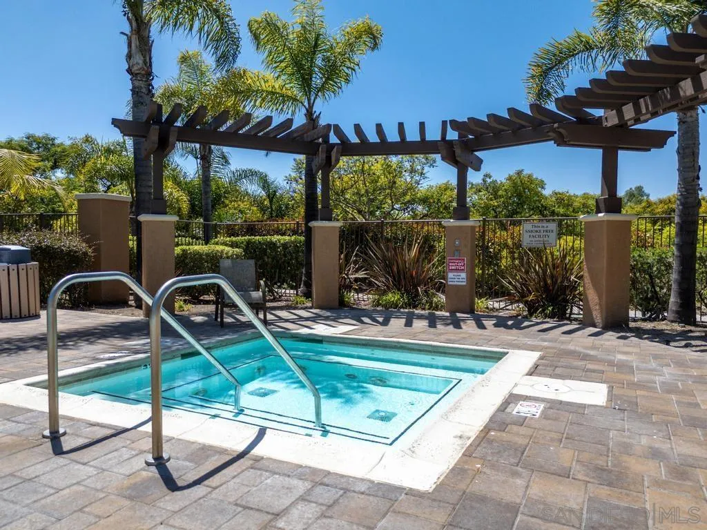 https://cdn.realtyfeed.com/cdn/127/260012551/d7b7cb56b18639c322c7d5df35fbe6b1.webp
