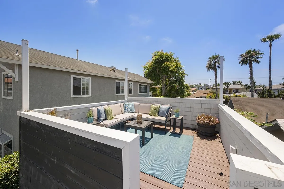 https://cdn.realtyfeed.com/cdn/127/260012553/934e5129fe3665358d02aa1efa268aa8.webp